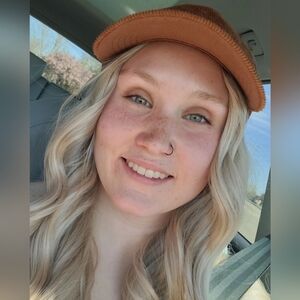 Meet your Posher, Riley